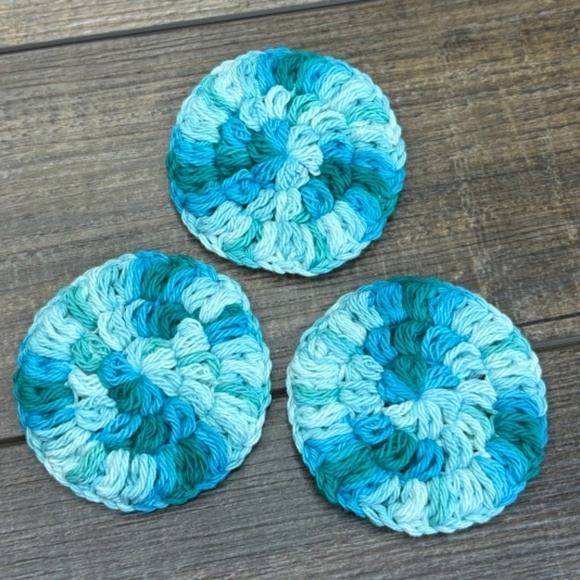 Handcrafted Crochet Spiral Tawashi and Face Round Scrubbies Set Cotton Yarn - Picture 4 of 10